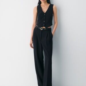 Aritzia waistcoat top